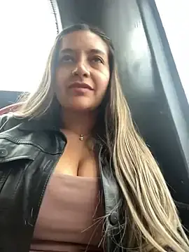 Stripchat Best Webcam of alana_69