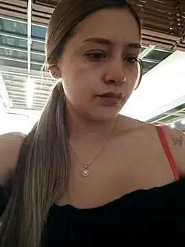 Stripchat Live Sex Cam of alana_69