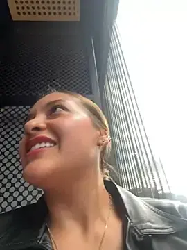 Stripchat Live Sex of alana_69
