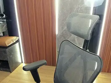 Stripchat Free Porn Cam of calvin_love_you