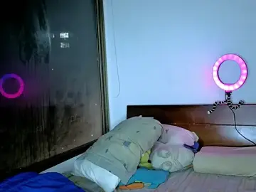 Stripchat Watch Live Sex Cams of Feniix__
