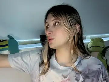 Stripchat Watch Live Sex Cams of Feniix__