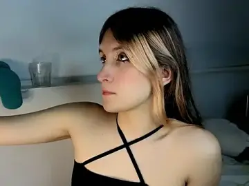 Stripchat Live Sex of Feniix__