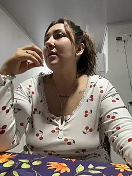 Stripchat Live Sex Cam of KittyObsession