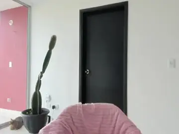 Stripchat Best Webcam of xreeeeviz
