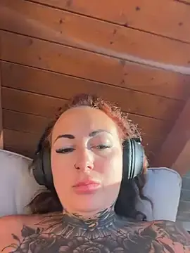 Stripchat Sex Chat of Big_boobs_69_