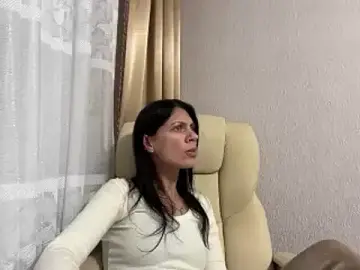 Stripchat Live Sex of InjaAtHome