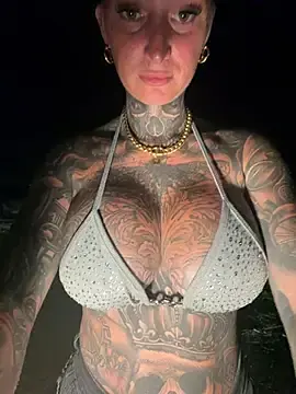 Stripchat Free Live Porn of Inked_lorena