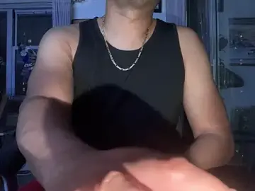 Stripchat Live Sex Cam of ThickDick_Daddy