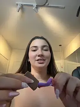 Stripchat Free Live Porn of ava_blue