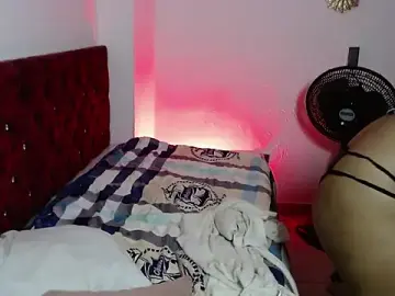 Stripchat Best live sex cam show of spicy__cinnamon