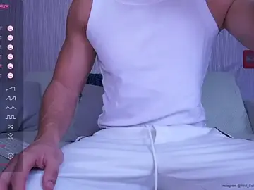 Stripchat Free Live Porn of wild_col_