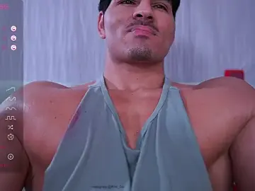 Stripchat Live Sex Cam of wild_col_
