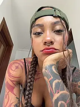 Stripchat Live Sex of LizStorm_