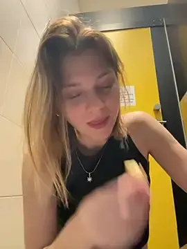 Stripchat Live Sex Cam of ValenciaShock