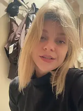 Stripchat Best live sex cam show of ValenciaShock
