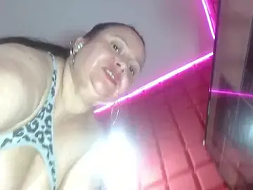 Stripchat Live Sex Cam of sammyEvans__