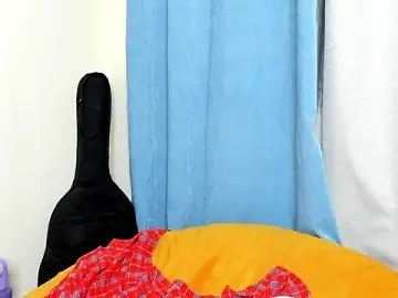 Stripchat Watch Live Sex Cams of Dynasty_Smiles