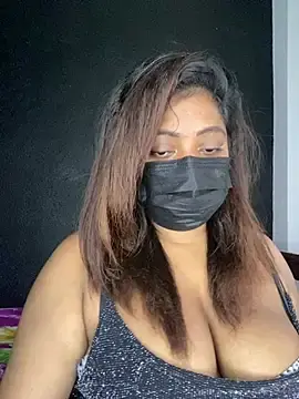Stripchat Free Porn Cam of _Cute_ariana_