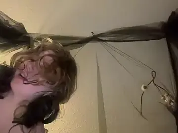 Stripchat Free Porn Cam of ellababee