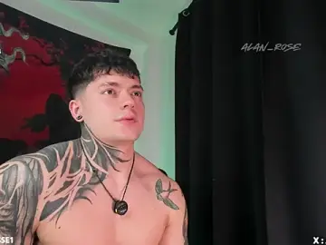 Stripchat Live Sex of AlanRose01