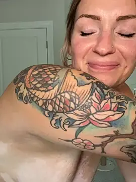 Stripchat Nude Webcam of MaggieMayI