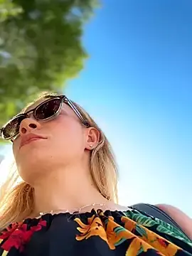 Stripchat Free Porn Cam of LavenderHot