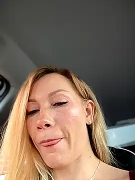 Stripchat Watch Live Sex Cams of LavenderHot