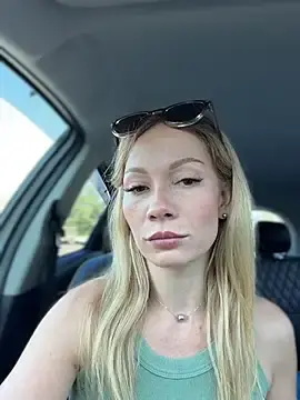 Stripchat Sex Chat of LavenderHot