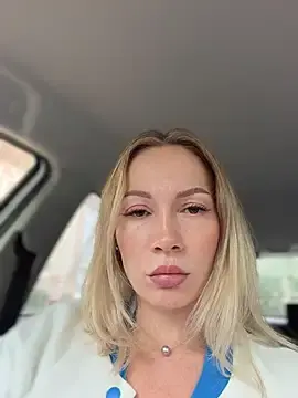 Stripchat Live Porn of LavenderHot