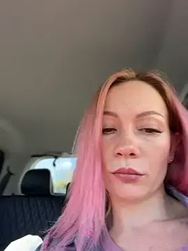 Stripchat Sex Cam of LavenderHot