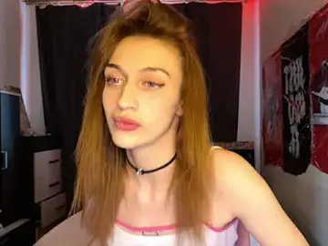 Stripchat Free Live Porn of Tatika_williams