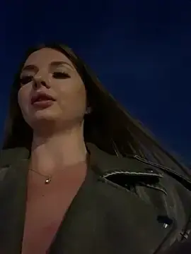 Stripchat Best Webcam of KrisMagnoly