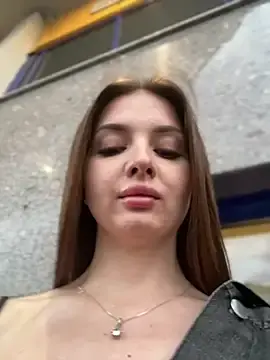 Stripchat Best Webcam of KrisMagnoly