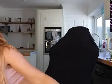 Stripchat Free Live Porn of stripmequick