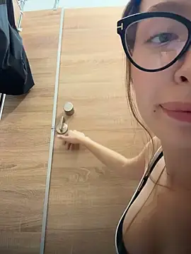 Stripchat Watch Live Sex Cams of Coconut_milk