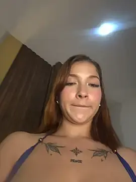 Stripchat Live Sex of sophie_valencia