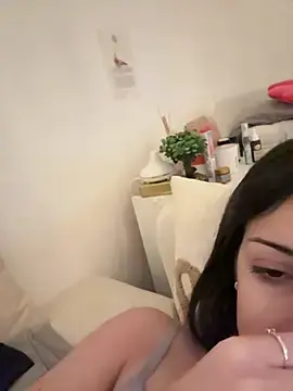 Stripchat Live Porn of Prettylilgirll
