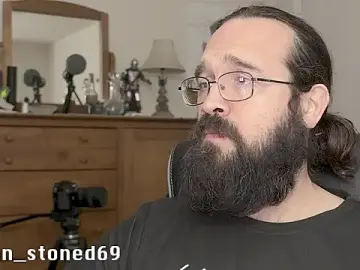 Stripchat Free Porn Cam of Apocalypse_Jerry