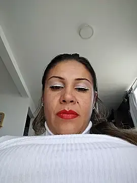 Stripchat Nude Webcam of KittyHoleshot87