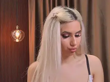 Stripchat Live Sex Cam of ZaraSpark