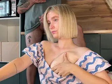 Stripchat Live Sex of Adelovenick