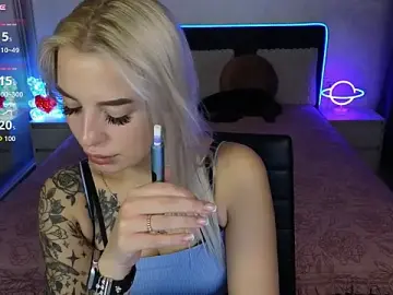 Stripchat Nude Webcam of Crystal_Barbie