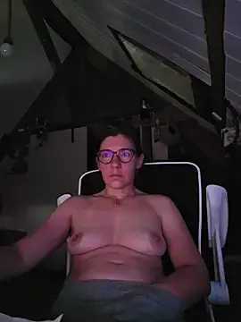 Stripchat Watch Live Sex Cams of Lina_lou4