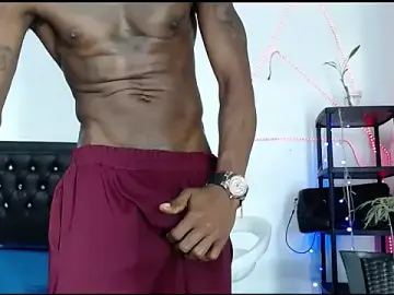 Stripchat Free Porn Cam of Damian_hart_24CM