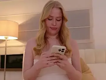 Stripchat Watch Live Sex Cams of JuliaJaee