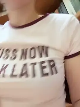 Stripchat Sex Cam of Dina_Tease
