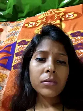 Stripchat Live Sex Cam of Gud_girl_Nilu