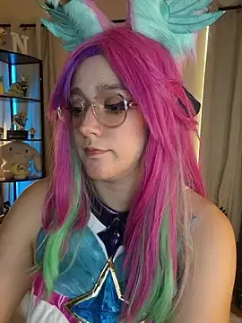 Stripchat Sex Cam of NaomiShimizu