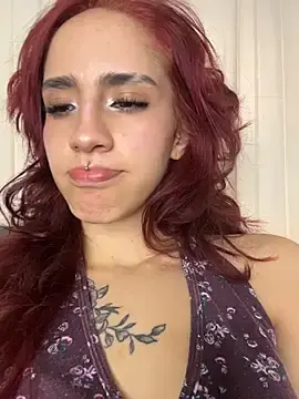 Stripchat Adult Webcam of elodie_rouge